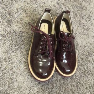 Girl shoes